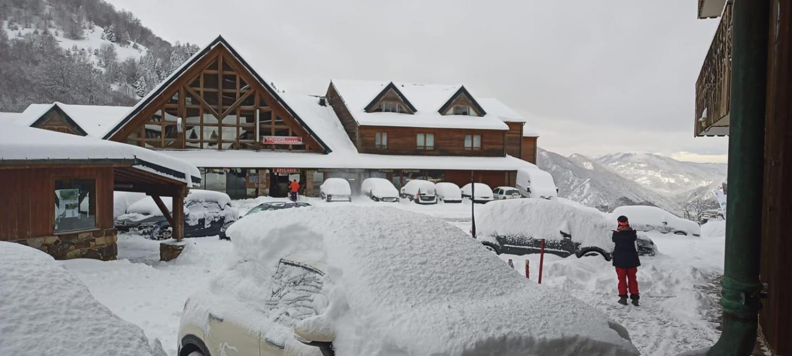 4 Personnes Aux Pieds Des Pistes, Ariege Apartment *